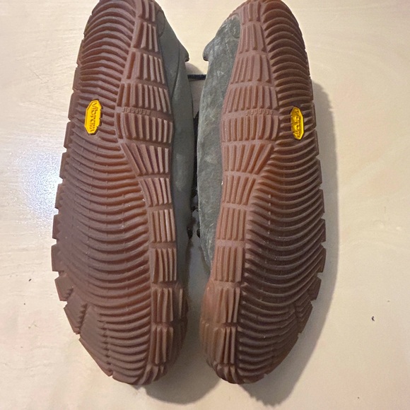 Merrill Performance Minimalist suede shoe in Olive tan Super Rare. - Picture 7 of 7